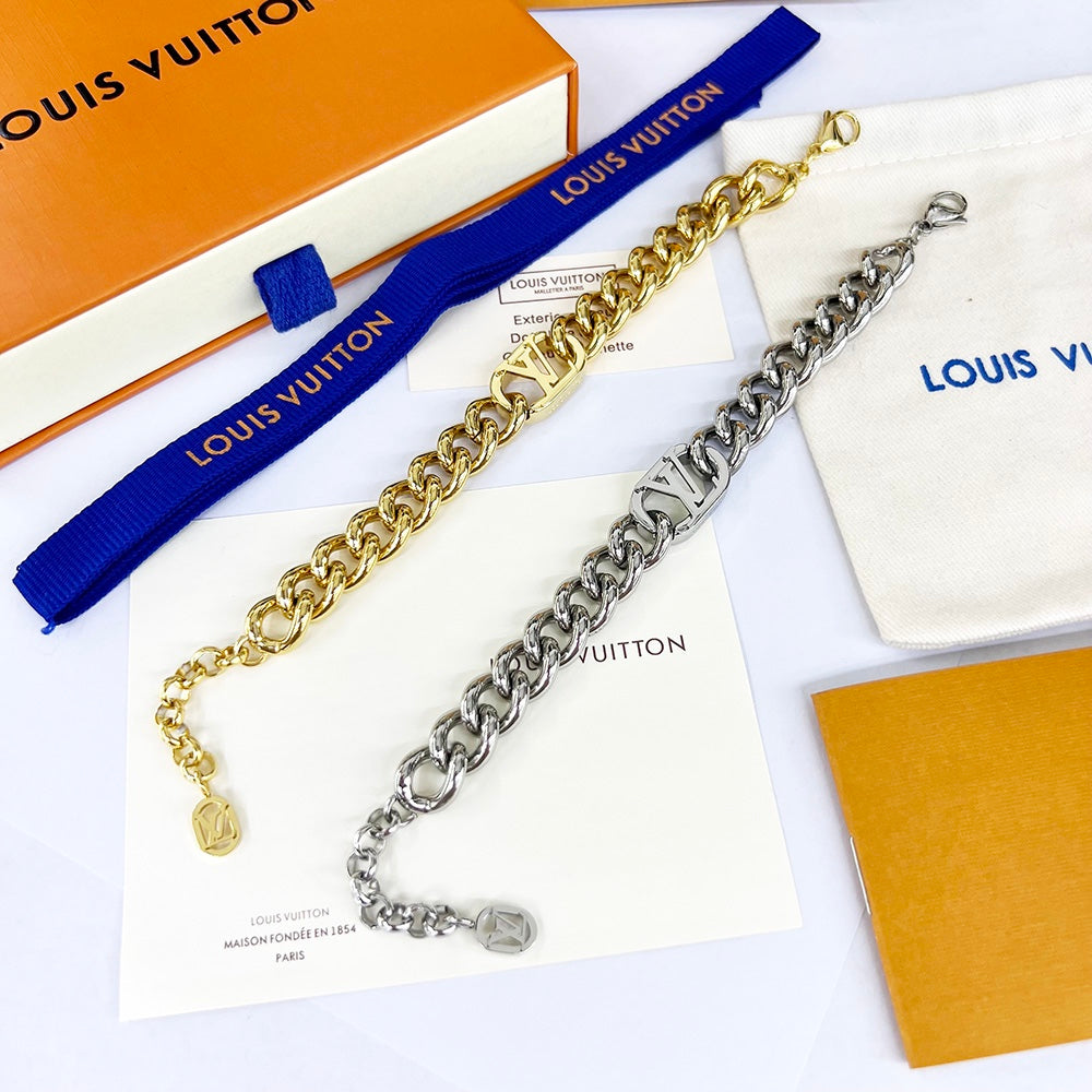 Louis Vuitton Luxury Earrings | Iconic Elegance & Boutique-Grade Quality 97