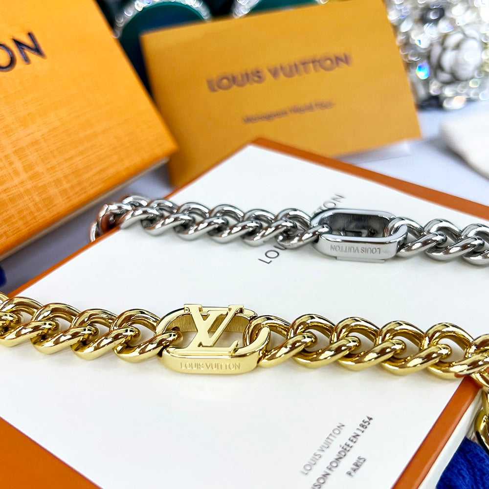 Louis Vuitton Luxury Earrings | Iconic Elegance & Boutique-Grade Quality 97