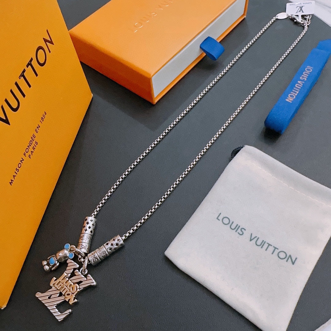 Louis Vuitton Luxury Necklace | Iconic Elegance & Boutique-Grade Quality 77