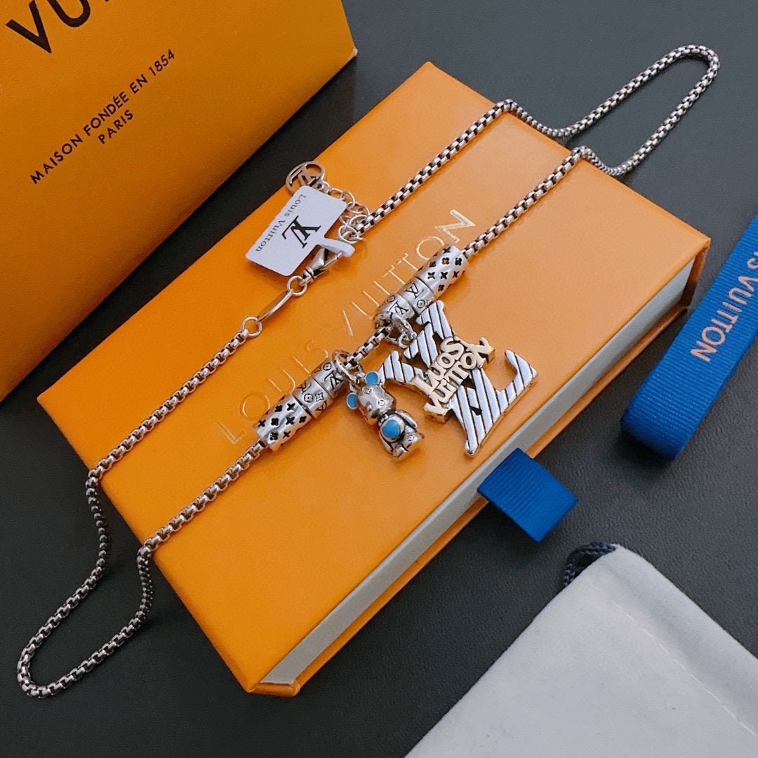 Louis Vuitton Luxury Necklace | Iconic Elegance & Boutique-Grade Quality 77