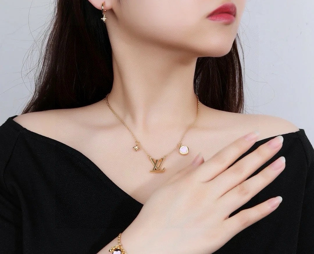 Louis Vuitton Luxury Necklace | Iconic Elegance & Boutique-Grade Quality 80