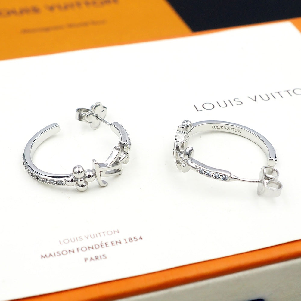 Louis Vuitton Luxury Earrings | Iconic Elegance & Boutique-Grade Quality 107