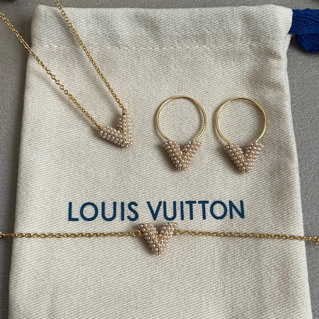 Louis Vuitton Luxury Earrings | Iconic Elegance & Boutique-Grade Quality 113