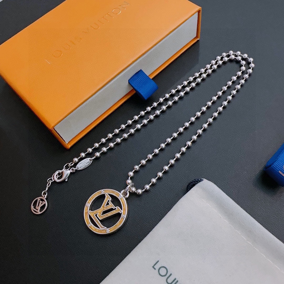 Louis Vuitton Luxury Necklace | Iconic Elegance & Boutique-Grade Quality 90