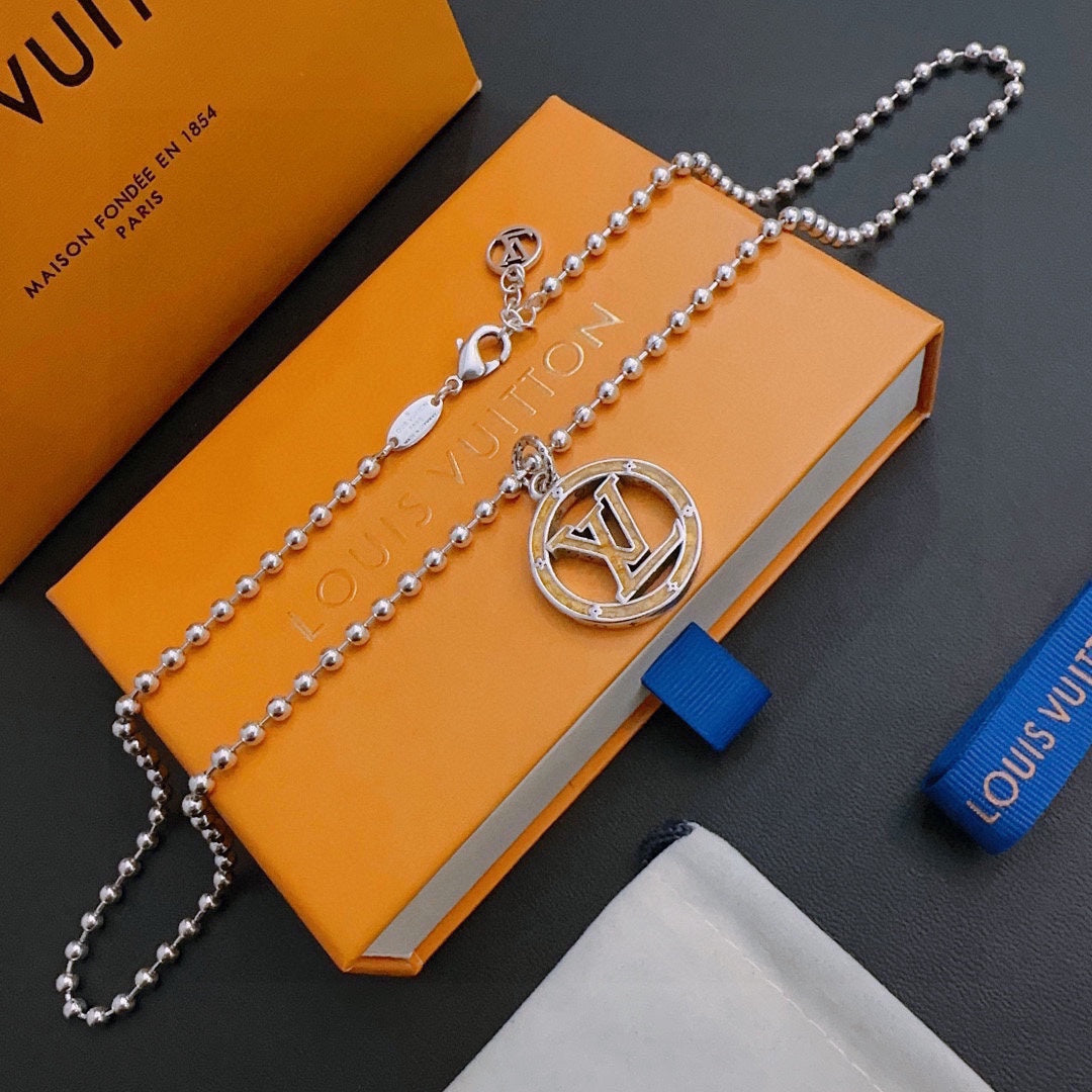 Louis Vuitton Luxury Necklace | Iconic Elegance & Boutique-Grade Quality 90