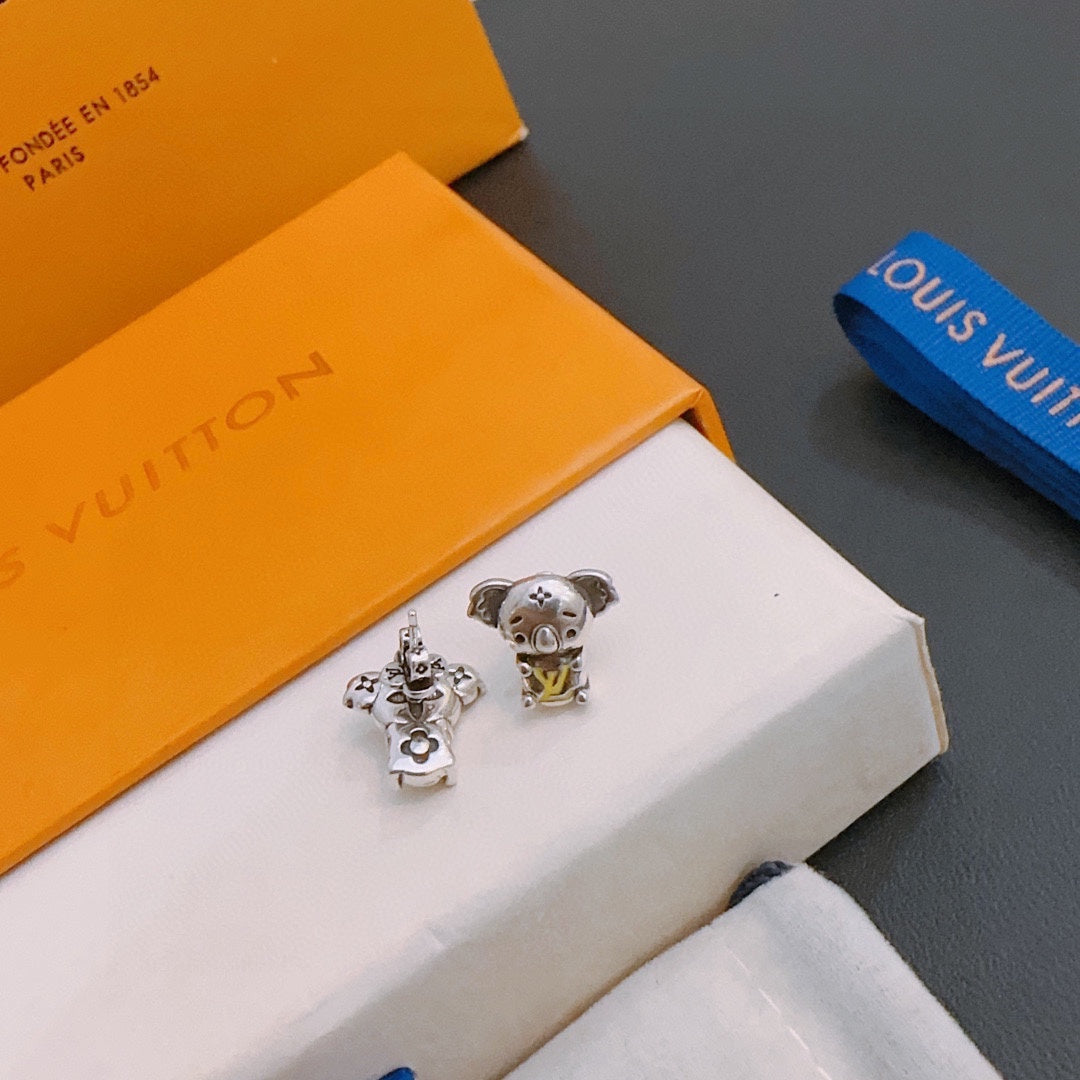 Louis Vuitton Luxury Earrings | Iconic Elegance & Boutique-Grade Quality 118