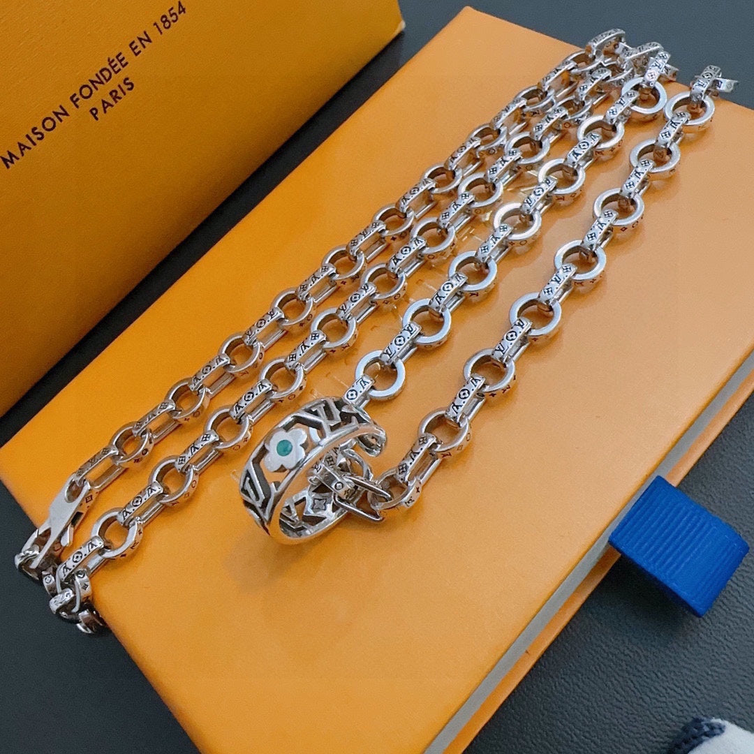 Louis Vuitton Luxury Necklace | Iconic Elegance & Boutique-Grade Quality 92