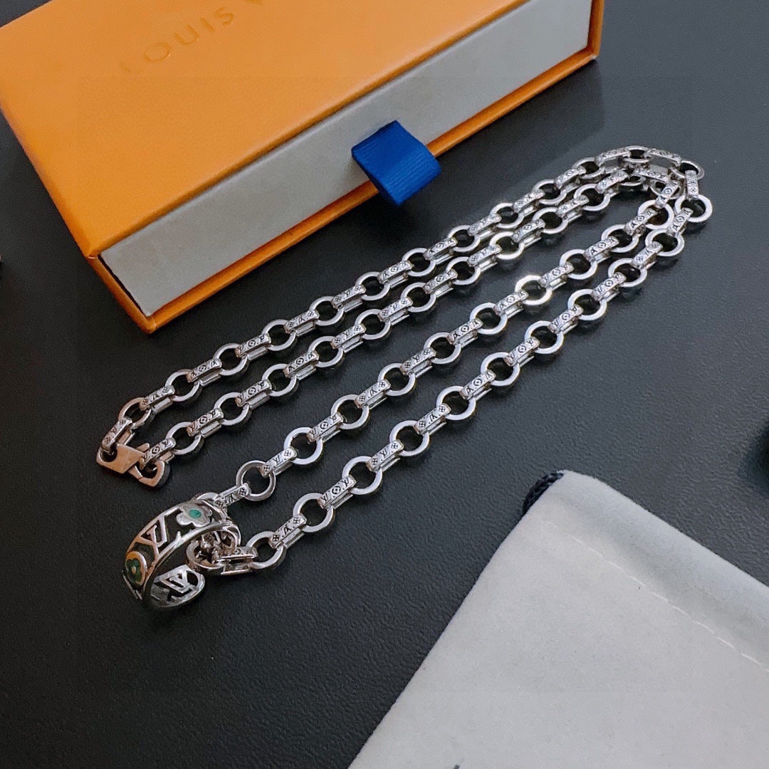 Louis Vuitton Luxury Necklace | Iconic Elegance & Boutique-Grade Quality 92