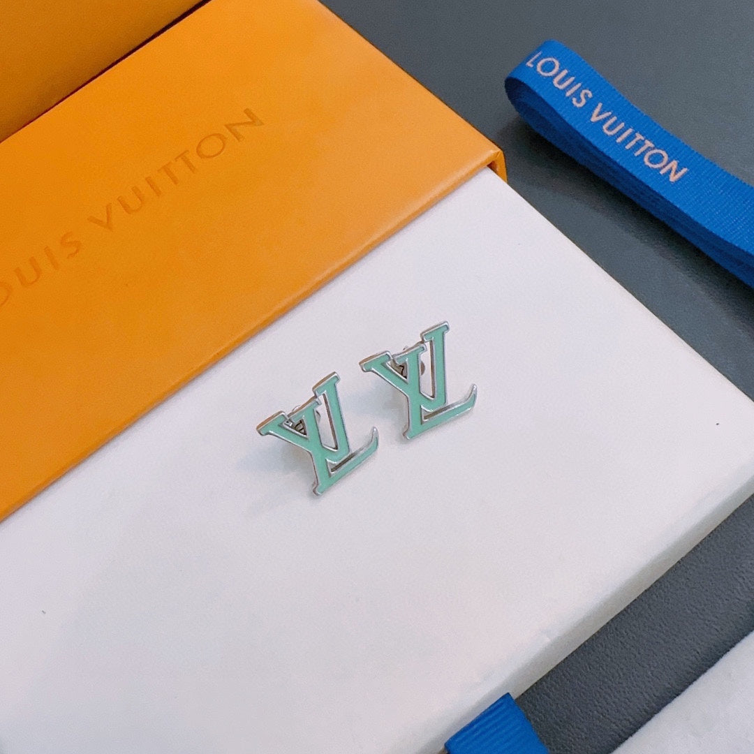 Louis Vuitton Luxury Earrings | Iconic Elegance & Boutique-Grade Quality 120