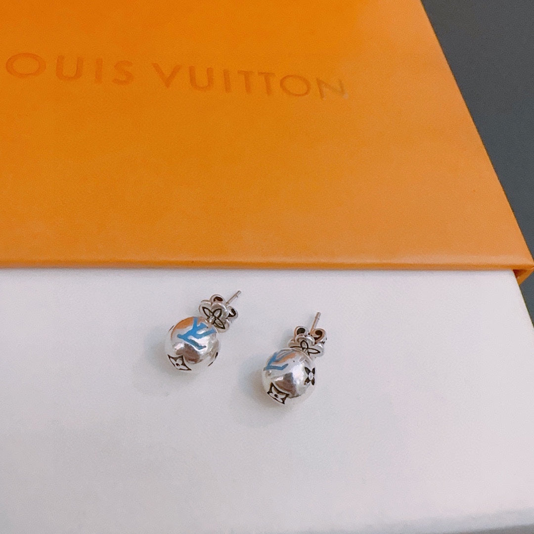 Louis Vuitton Luxury Earrings | Iconic Elegance & Boutique-Grade Quality 121