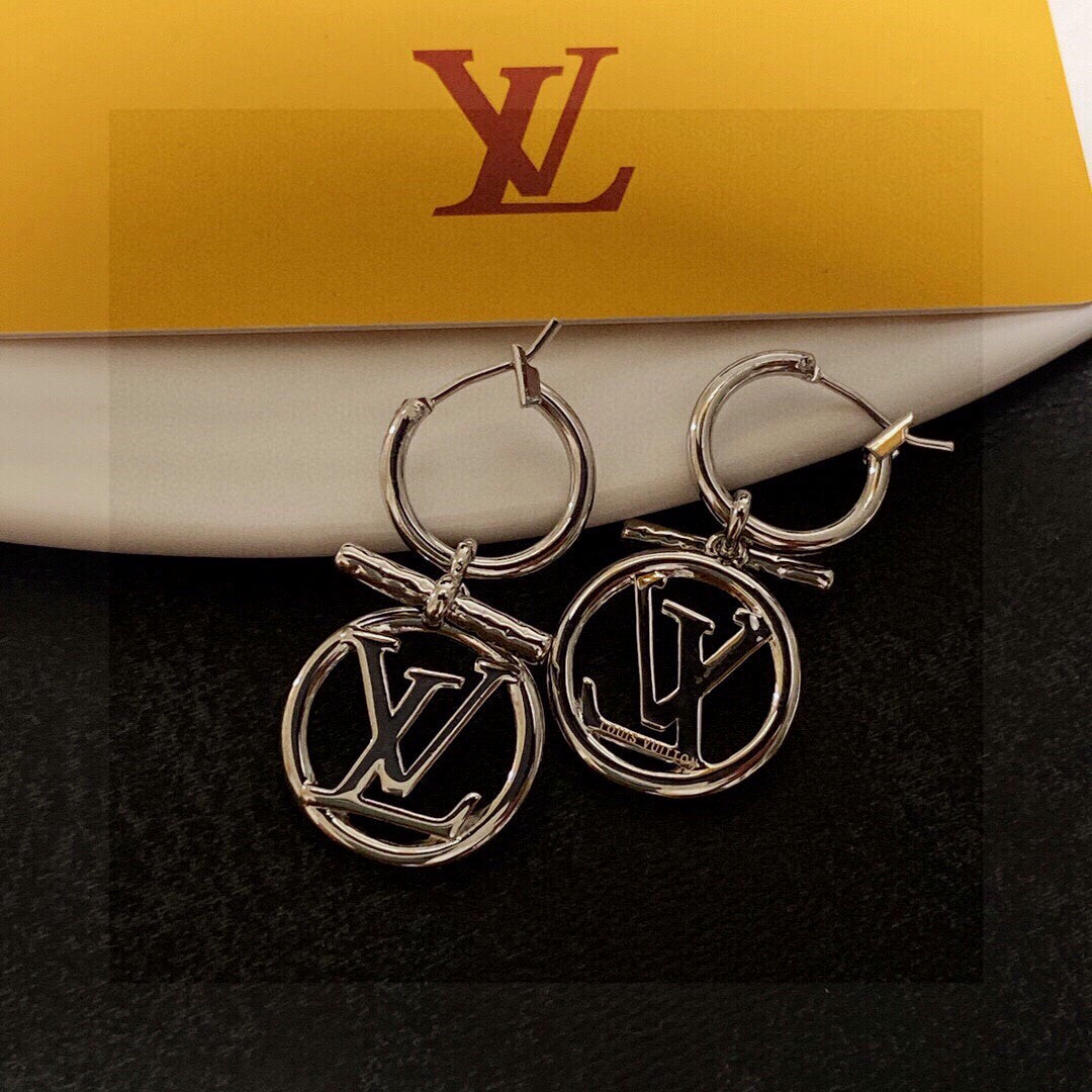 Louis Vuitton Luxury Earrings | Iconic Elegance & Boutique-Grade Quality 125