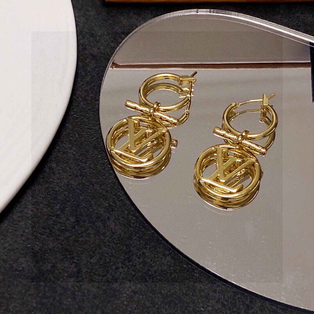 Louis Vuitton Luxury Earrings | Iconic Elegance & Boutique-Grade Quality 126