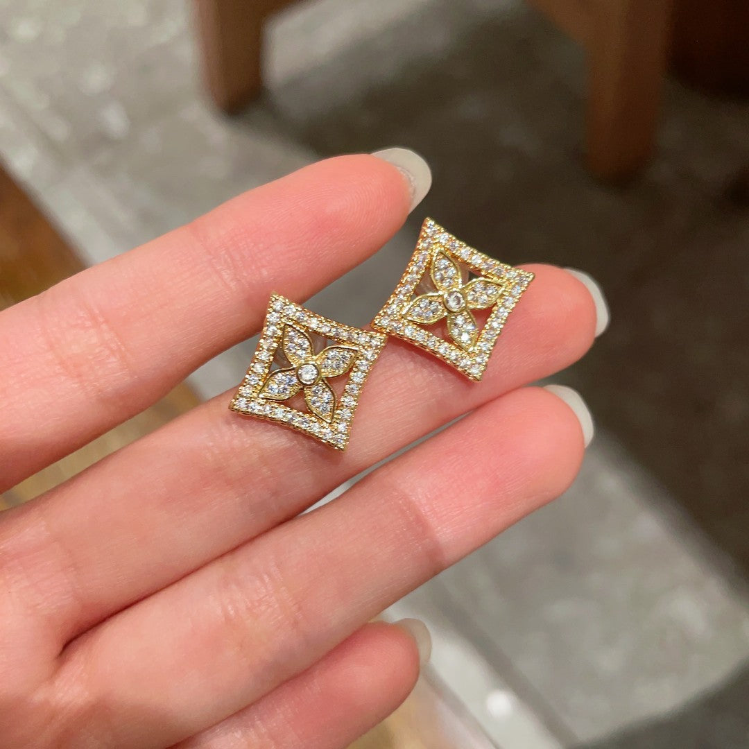 Louis Vuitton Luxury Earrings | Iconic Elegance & Boutique-Grade Quality 129