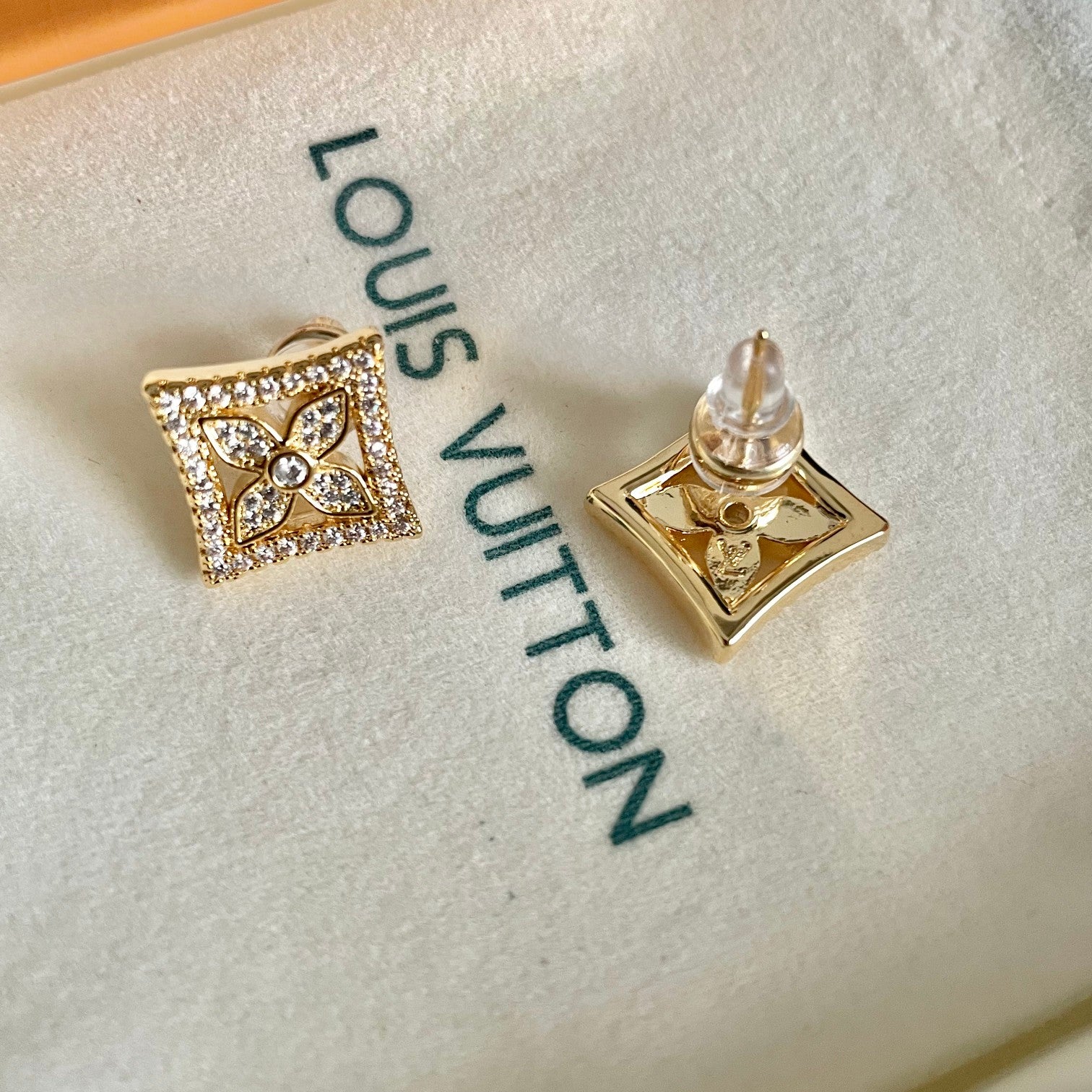 Louis Vuitton Luxury Earrings | Iconic Elegance & Boutique-Grade Quality 129