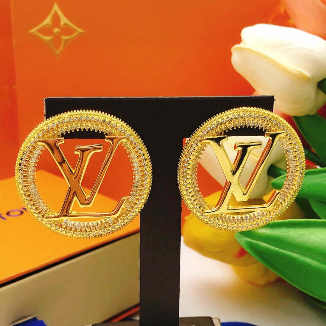 Louis Vuitton Luxury Earrings | Iconic Elegance & Boutique-Grade Quality 136