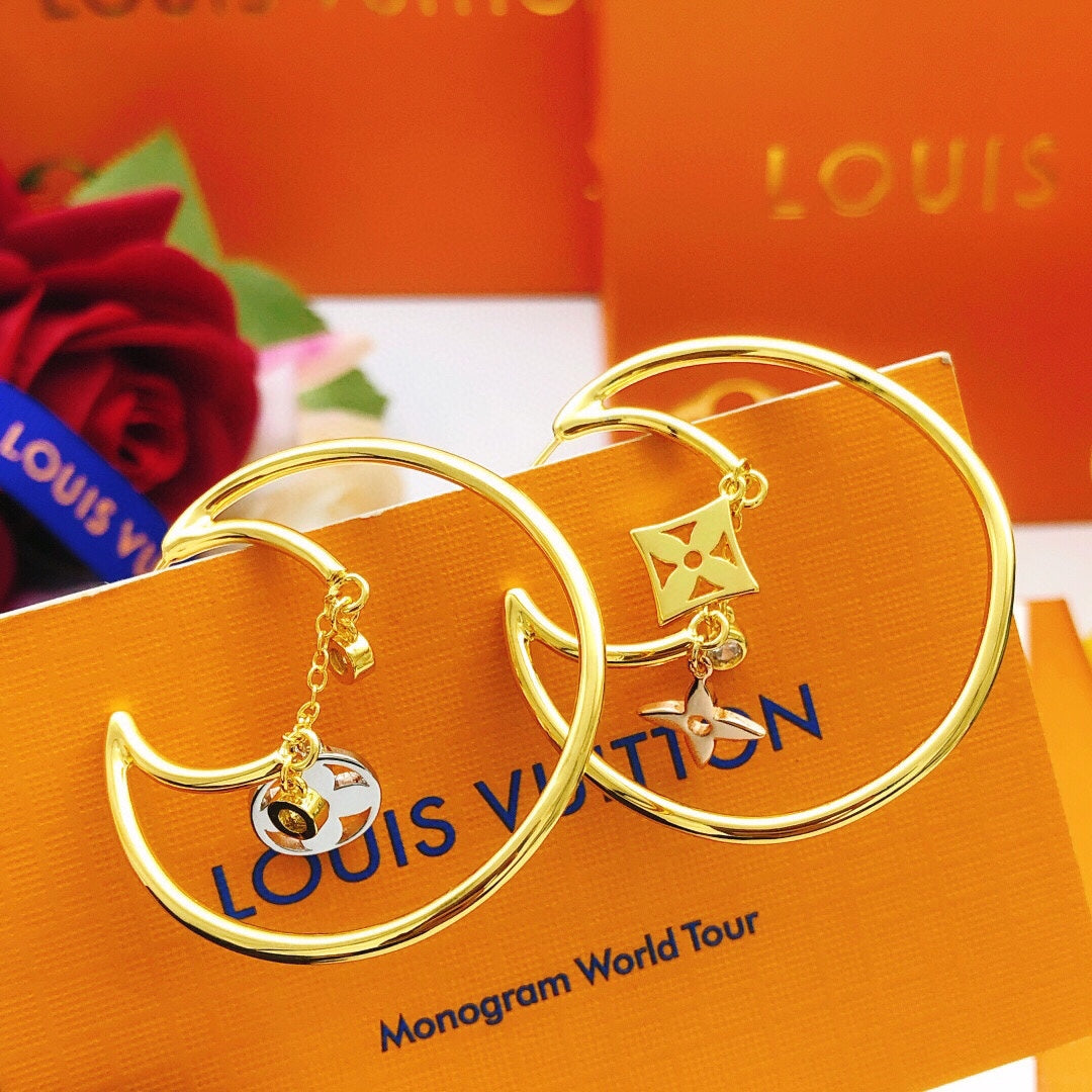 Louis Vuitton Luxury Earrings | Iconic Elegance & Boutique-Grade Quality 137