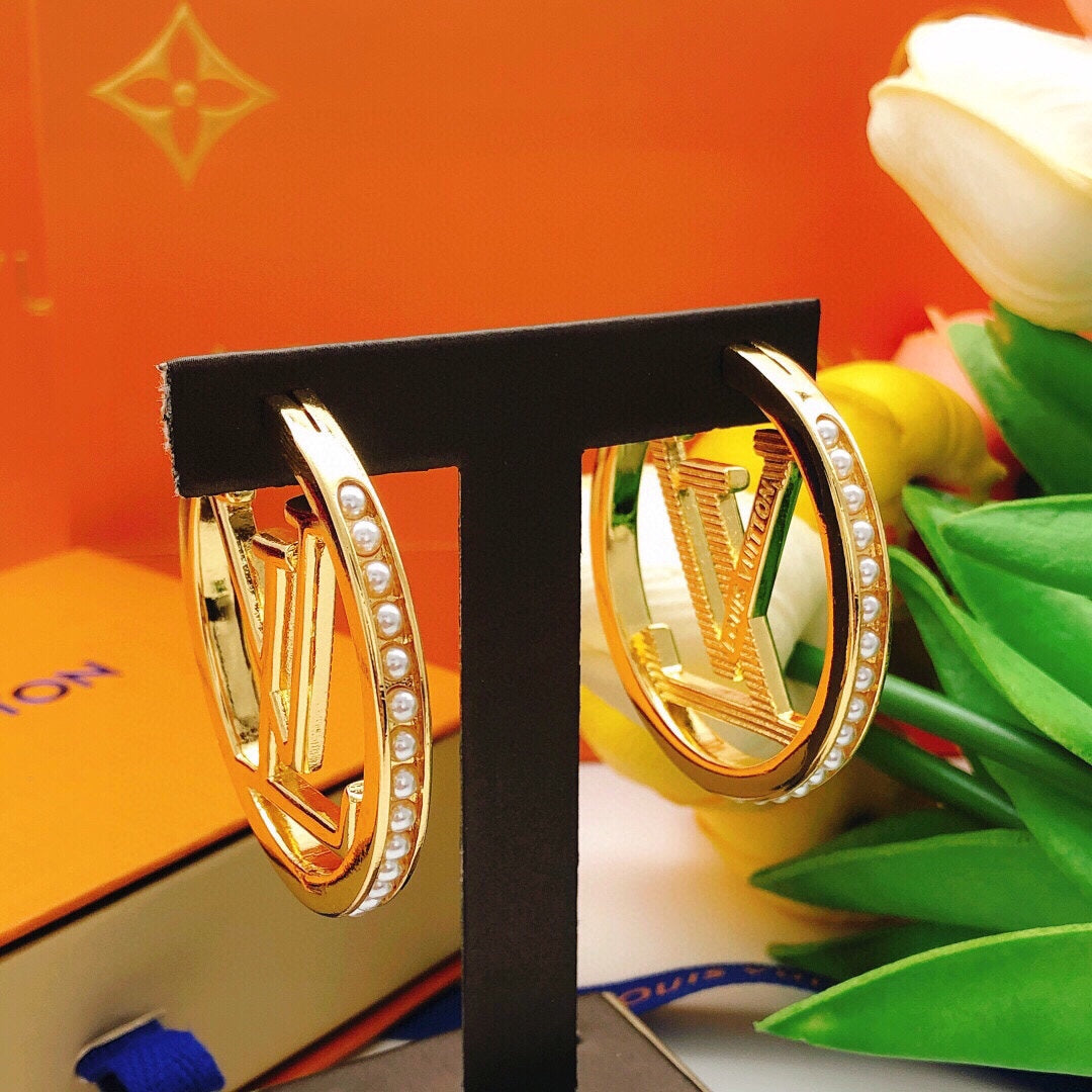 Louis Vuitton Luxury Earrings | Iconic Elegance & Boutique-Grade Quality 139
