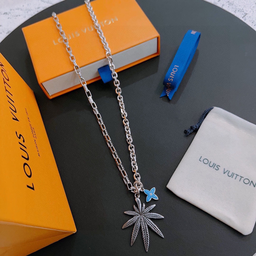 Louis Vuitton Luxury Necklace | Iconic Elegance & Boutique-Grade Quality 101