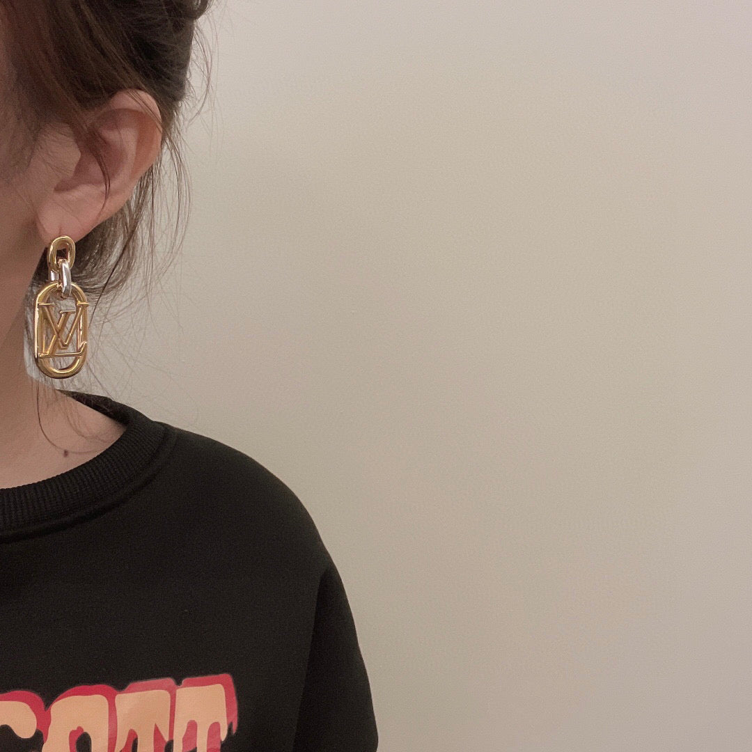 Louis Vuitton Luxury Earrings | Iconic Elegance & Boutique-Grade Quality 144