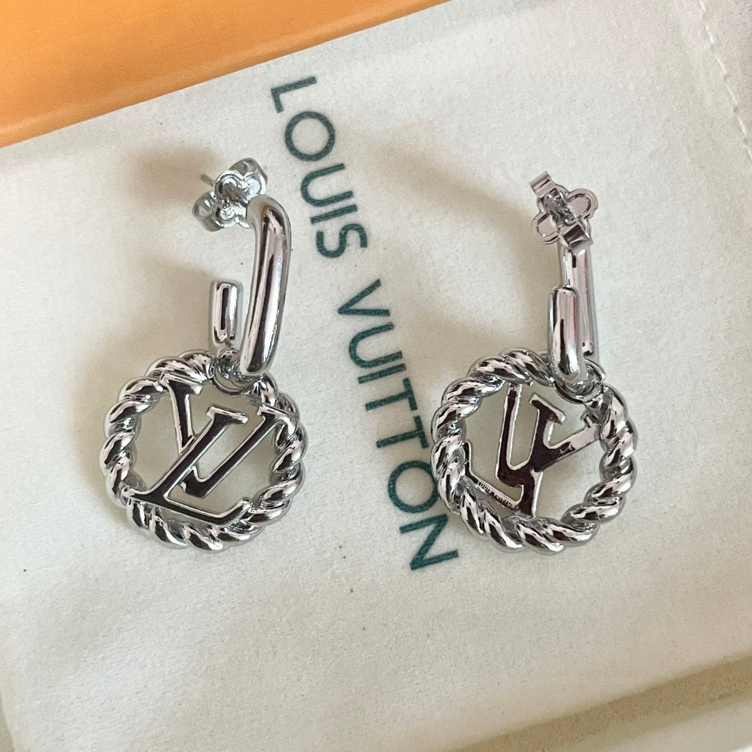 Louis Vuitton Luxury Earrings | Iconic Elegance & Boutique-Grade Quality 147