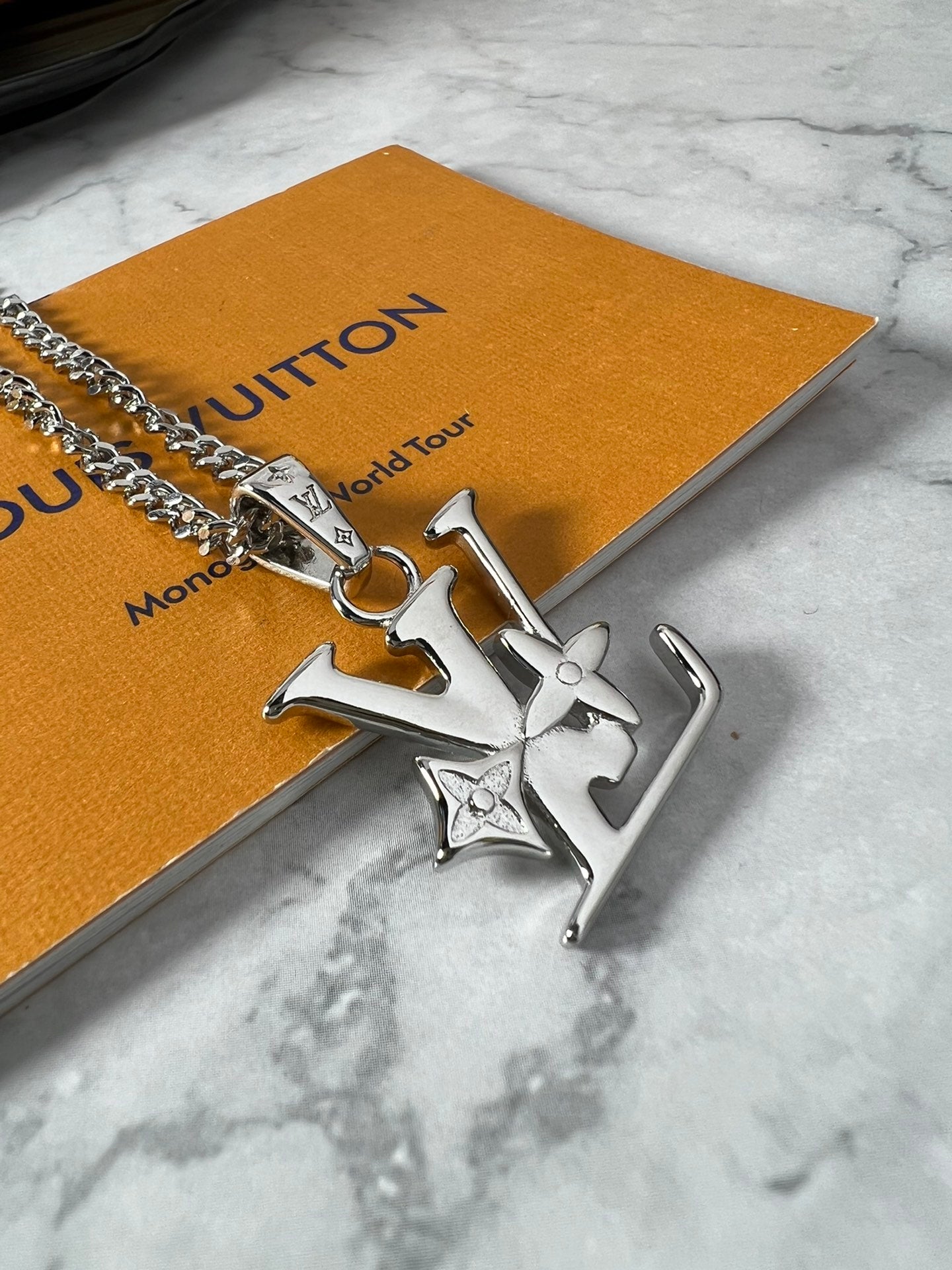 Louis Vuitton Luxury Necklace | Iconic Elegance & Boutique-Grade Quality 104