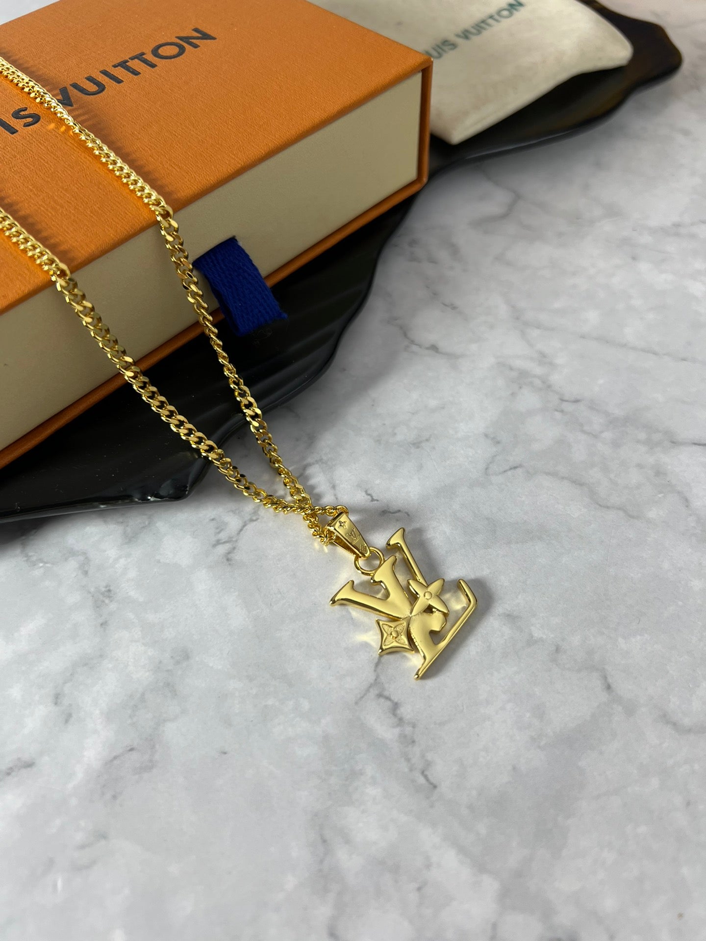 Louis Vuitton Luxury Necklace | Iconic Elegance & Boutique-Grade Quality 104