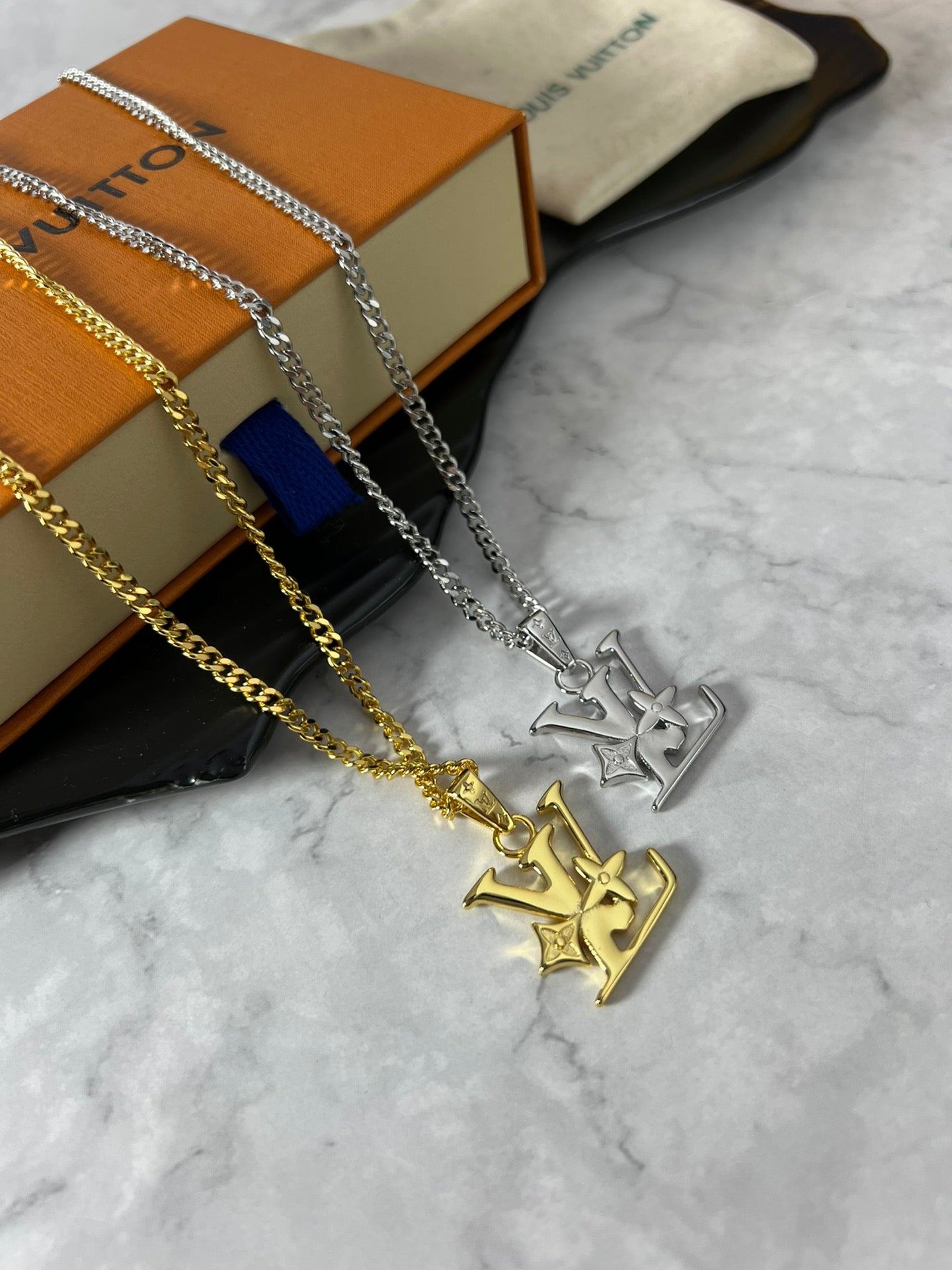 Louis Vuitton Luxury Necklace | Iconic Elegance & Boutique-Grade Quality 104