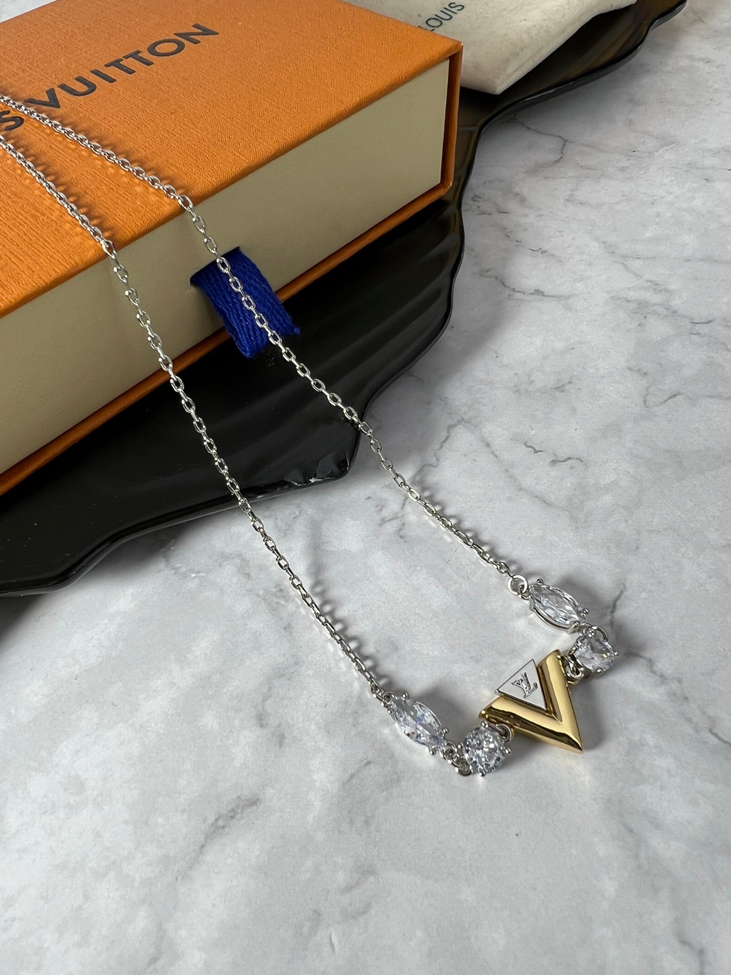 Louis Vuitton Luxury Necklace | Iconic Elegance & Boutique-Grade Quality 105
