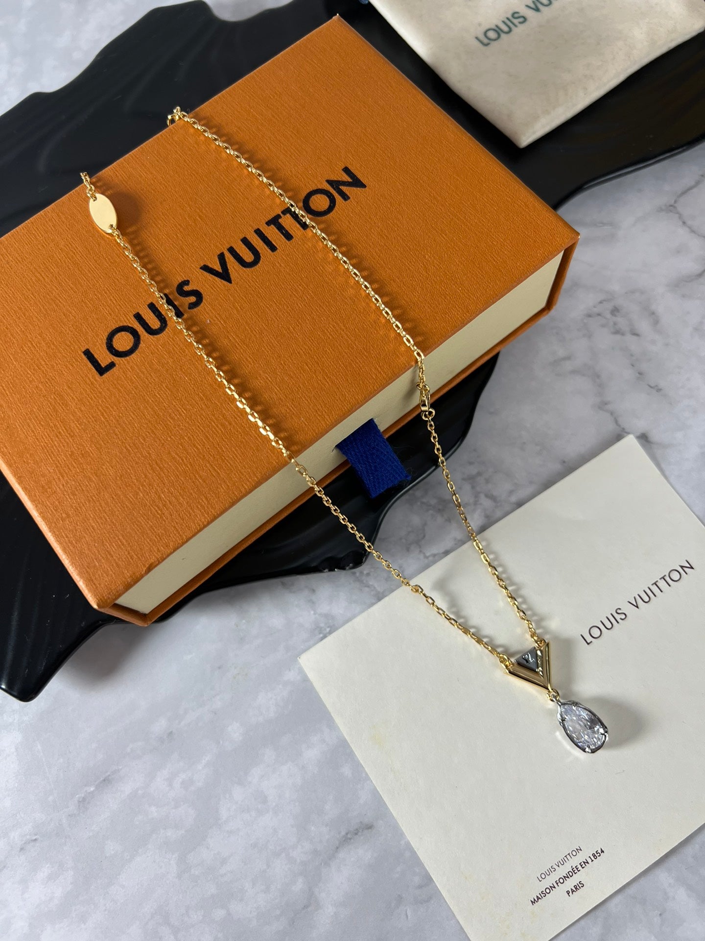 Louis Vuitton Luxury Necklace | Iconic Elegance & Boutique-Grade Quality 106