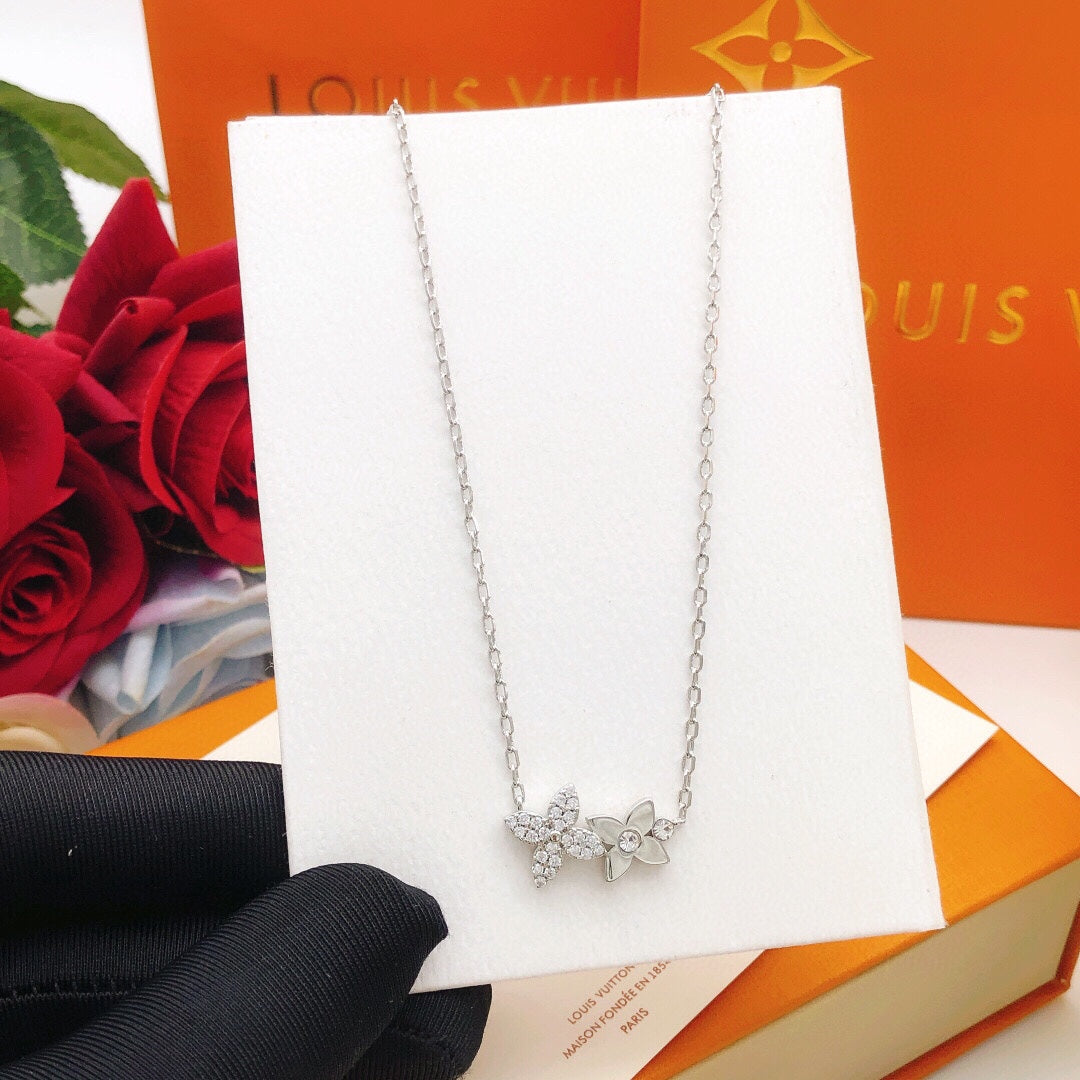 Louis Vuitton Luxury Necklace | Iconic Elegance & Boutique-Grade Quality 109