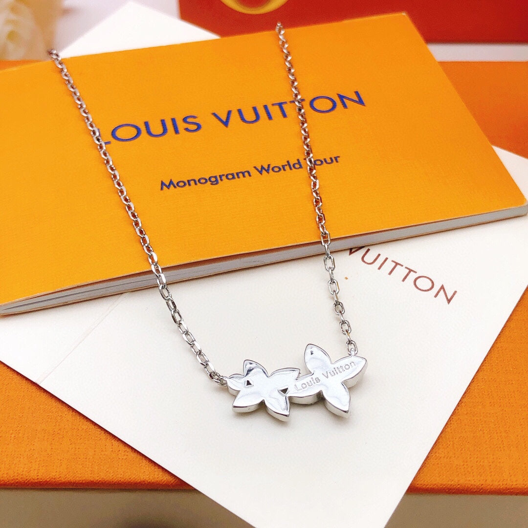 Louis Vuitton Luxury Necklace | Iconic Elegance & Boutique-Grade Quality 109
