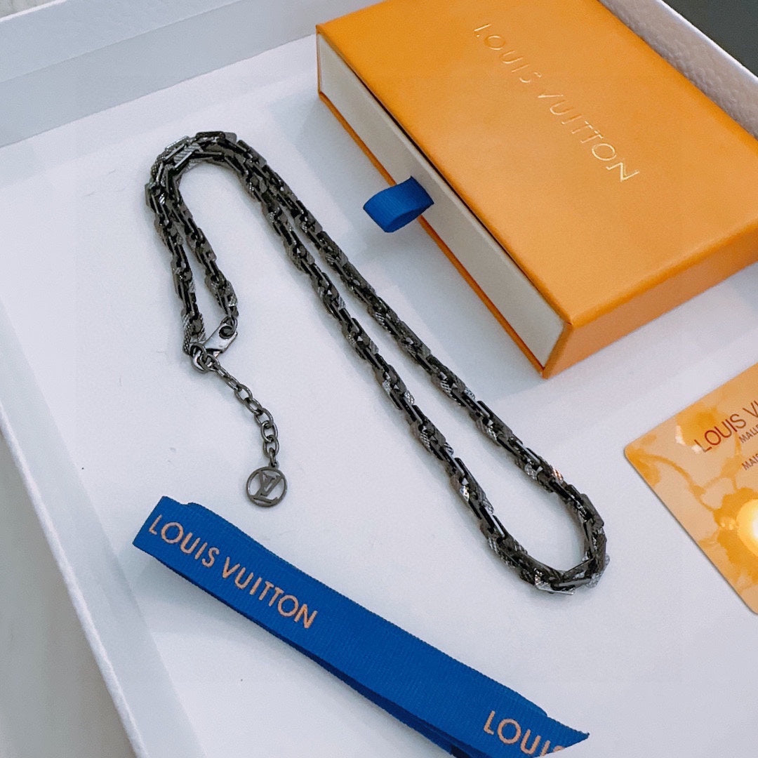 Louis Vuitton Luxury Necklace | Iconic Elegance & Boutique-Grade Quality 116