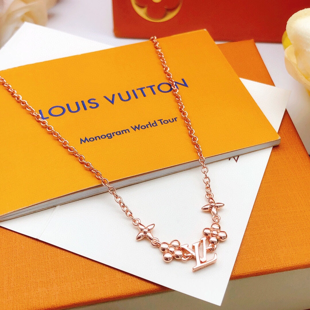 Louis Vuitton Luxury Necklace | Iconic Elegance & Boutique-Grade Quality 118