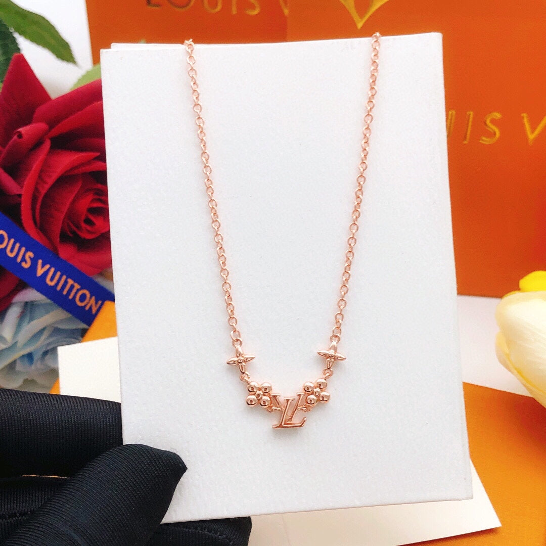 Louis Vuitton Luxury Necklace | Iconic Elegance & Boutique-Grade Quality 118