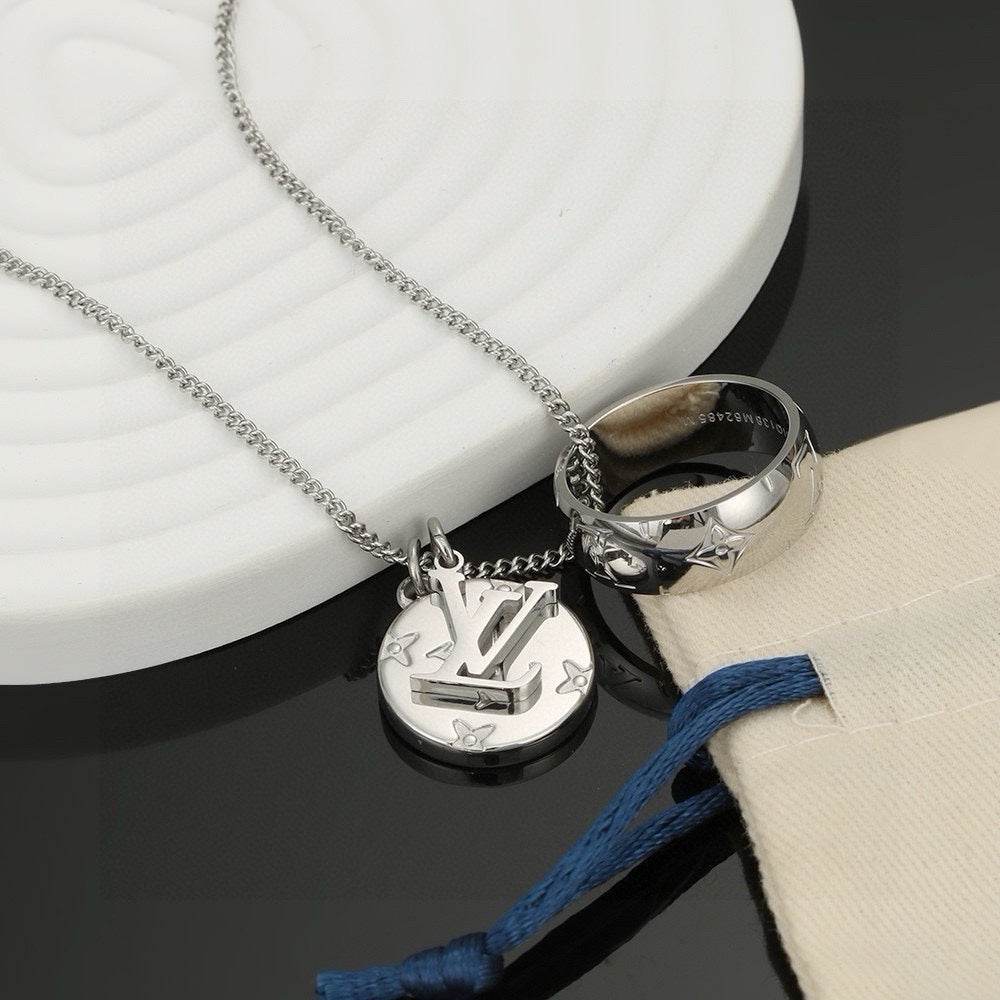 Louis Vuitton Luxury Necklace | Iconic Elegance & Boutique-Grade Quality 119
