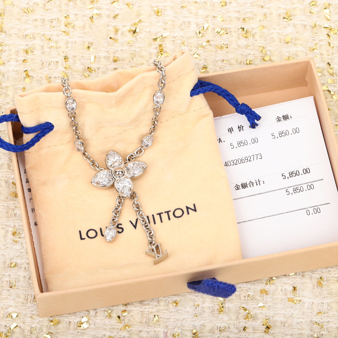 Louis Vuitton Luxury Necklace | Iconic Elegance & Boutique-Grade Quality 120