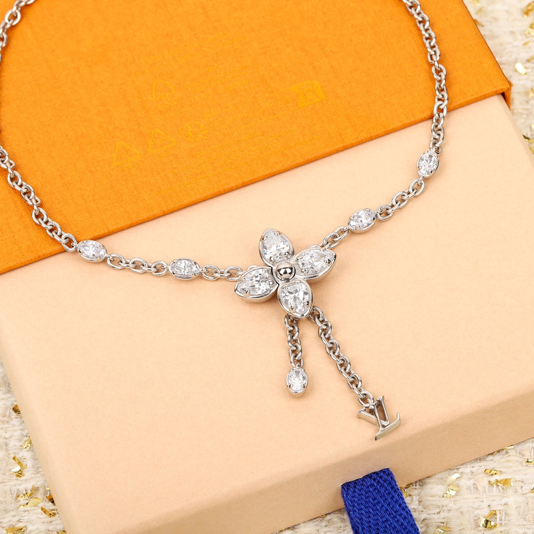 Louis Vuitton Luxury Necklace | Iconic Elegance & Boutique-Grade Quality 120