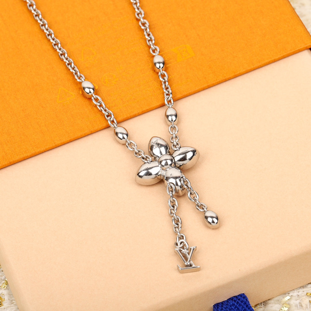 Louis Vuitton Luxury Necklace | Iconic Elegance & Boutique-Grade Quality 120