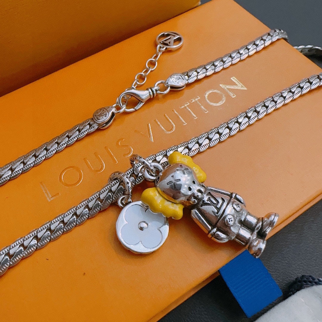 Louis Vuitton Luxury Necklace | Iconic Elegance & Boutique-Grade Quality 122