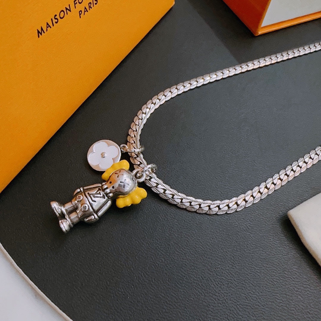 Louis Vuitton Luxury Necklace | Iconic Elegance & Boutique-Grade Quality 122