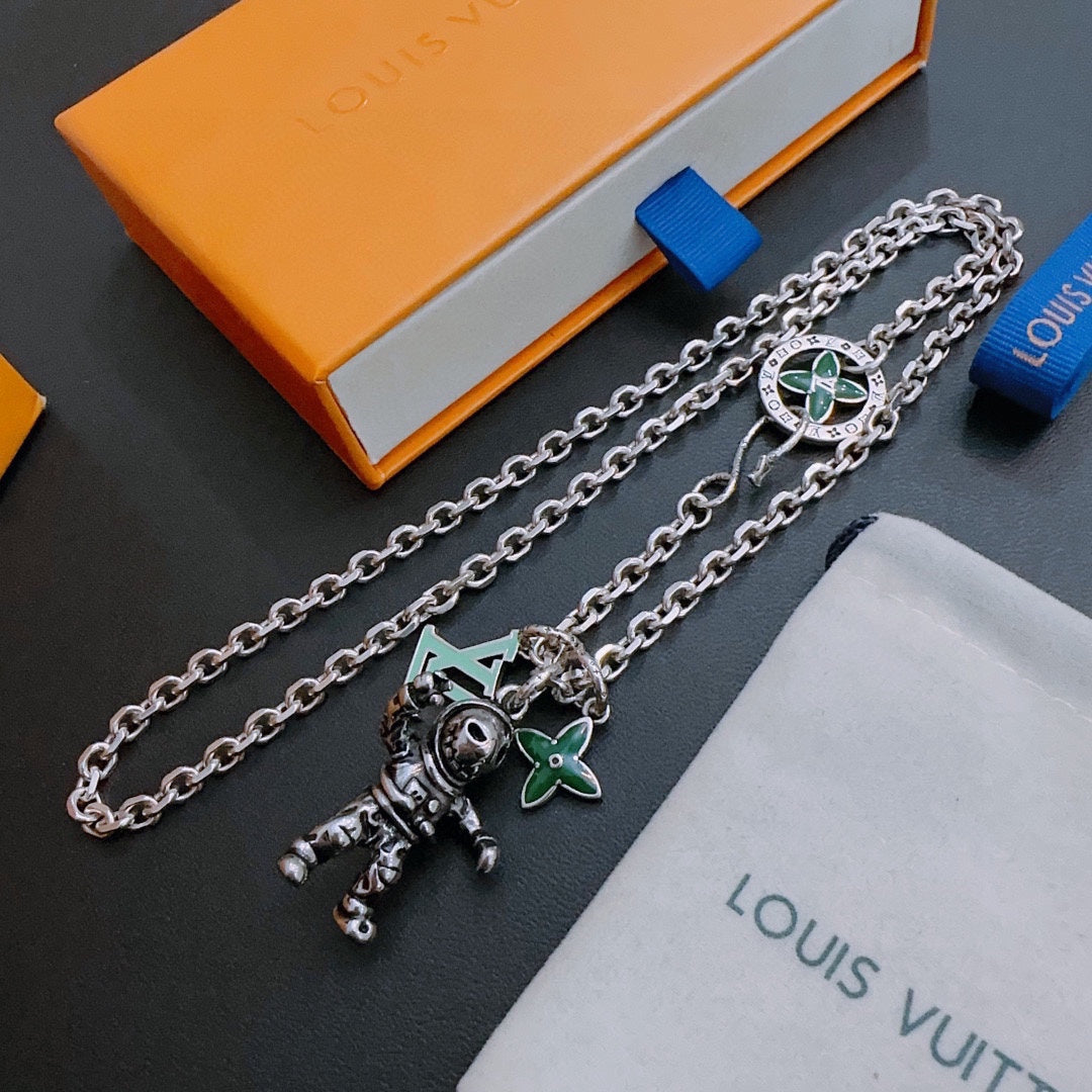 Louis Vuitton Luxury Necklace | Iconic Elegance & Boutique-Grade Quality 123