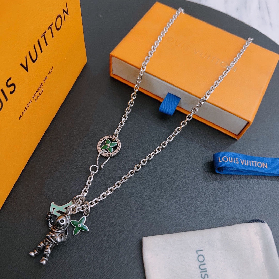 Louis Vuitton Luxury Necklace | Iconic Elegance & Boutique-Grade Quality 123