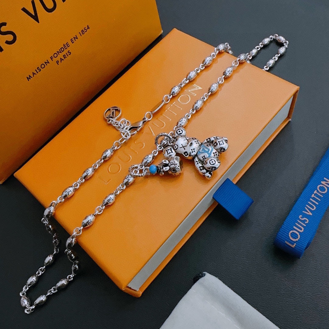 Louis Vuitton Luxury Necklace | Iconic Elegance & Boutique-Grade Quality 124