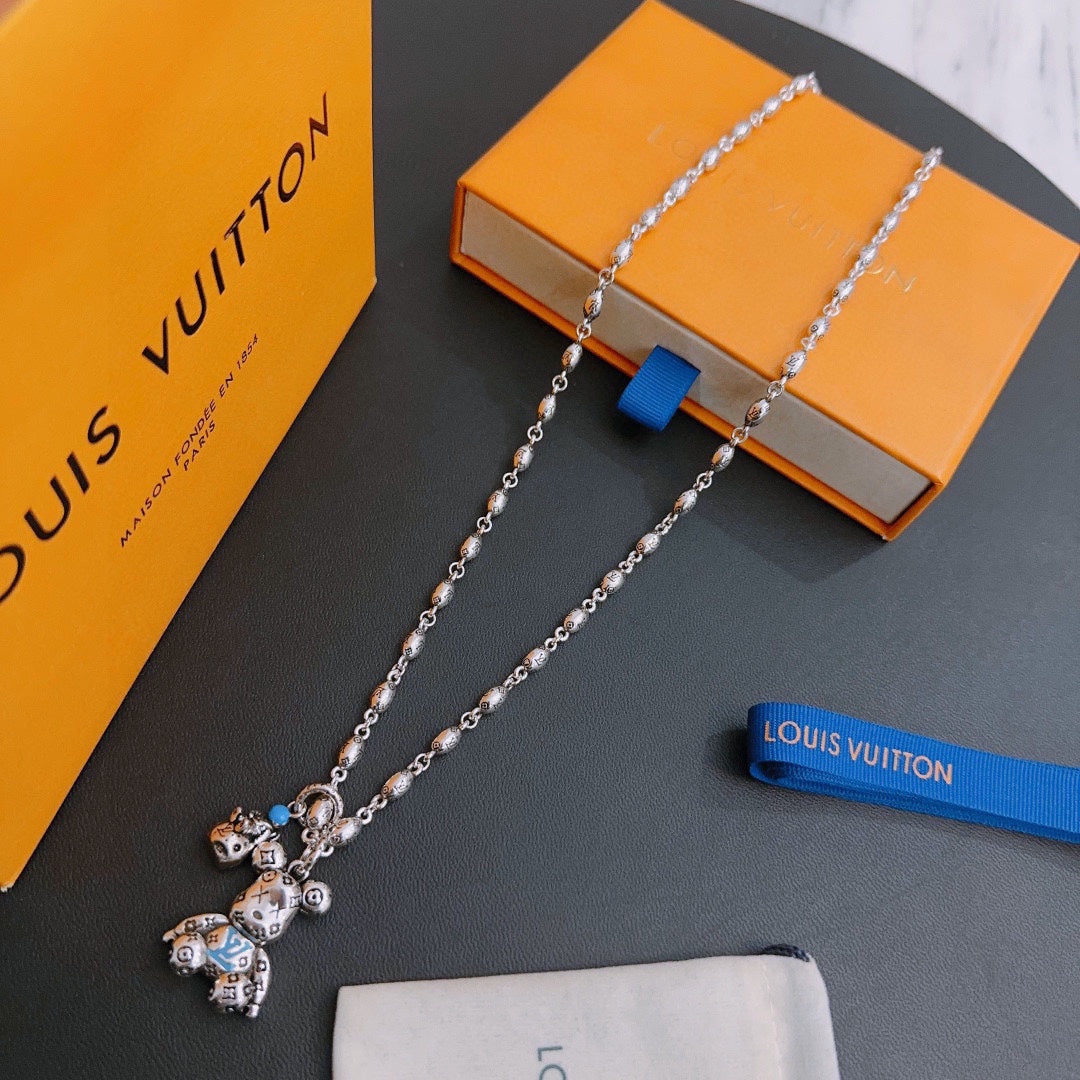 Louis Vuitton Luxury Necklace | Iconic Elegance & Boutique-Grade Quality 124