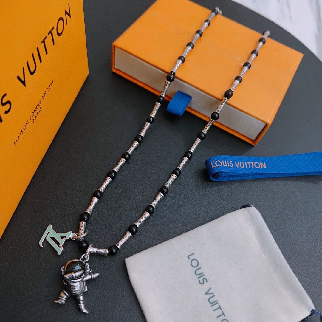 Louis Vuitton Luxury Necklace | Iconic Elegance & Boutique-Grade Quality 125