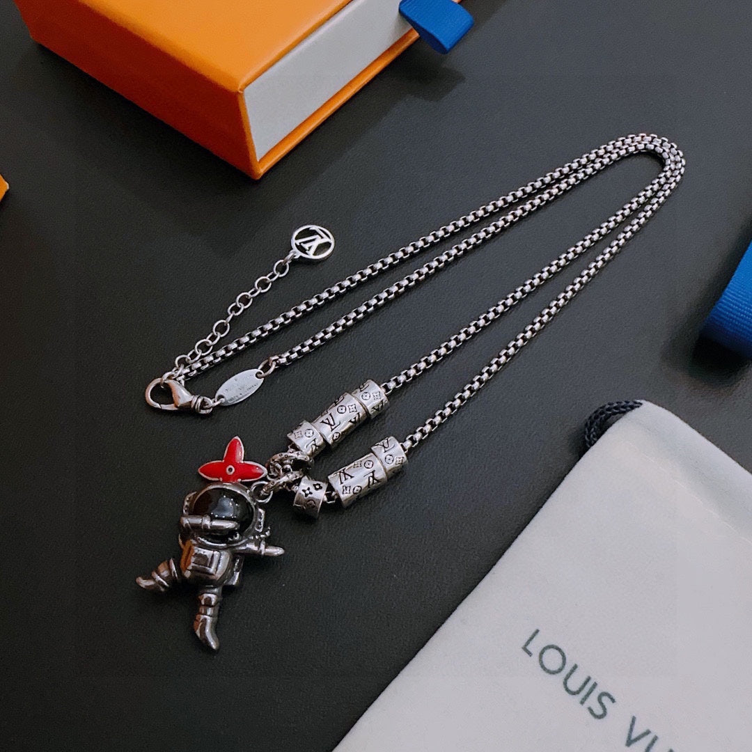 Louis Vuitton Luxury Necklace | Iconic Elegance & Boutique-Grade Quality 129