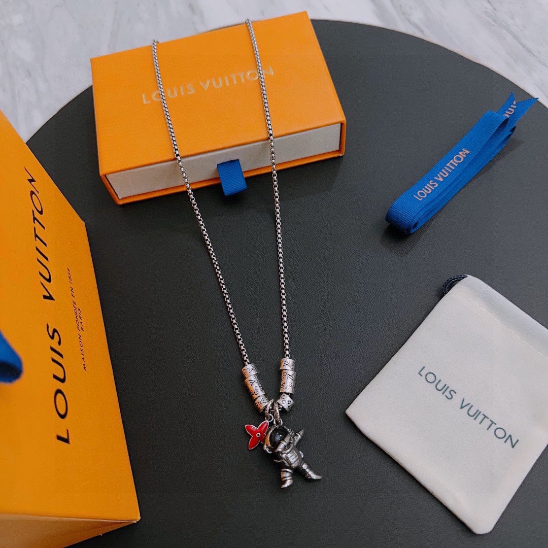 Louis Vuitton Luxury Necklace | Iconic Elegance & Boutique-Grade Quality 129