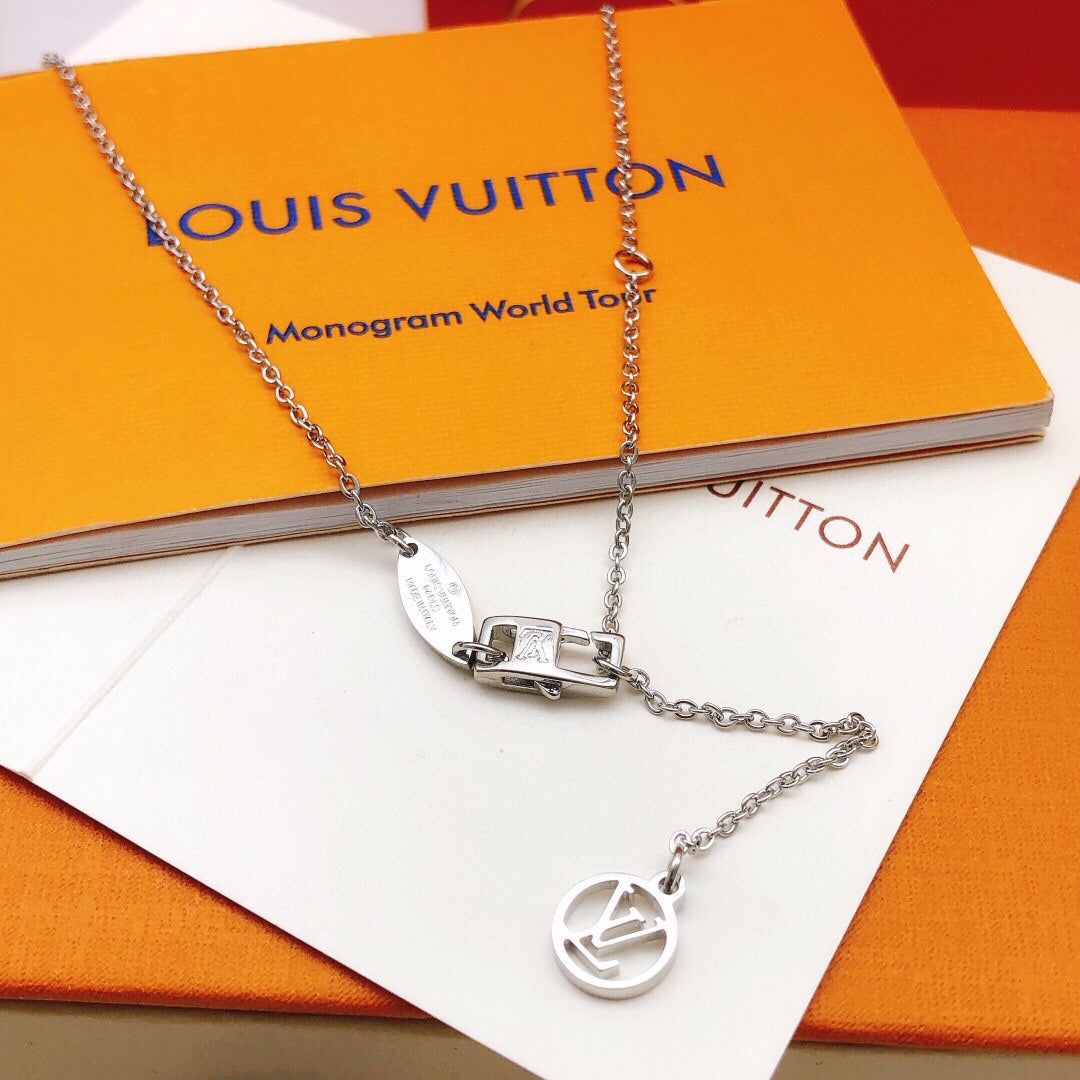 Louis Vuitton Luxury Necklace | Iconic Elegance & Boutique-Grade Quality 134