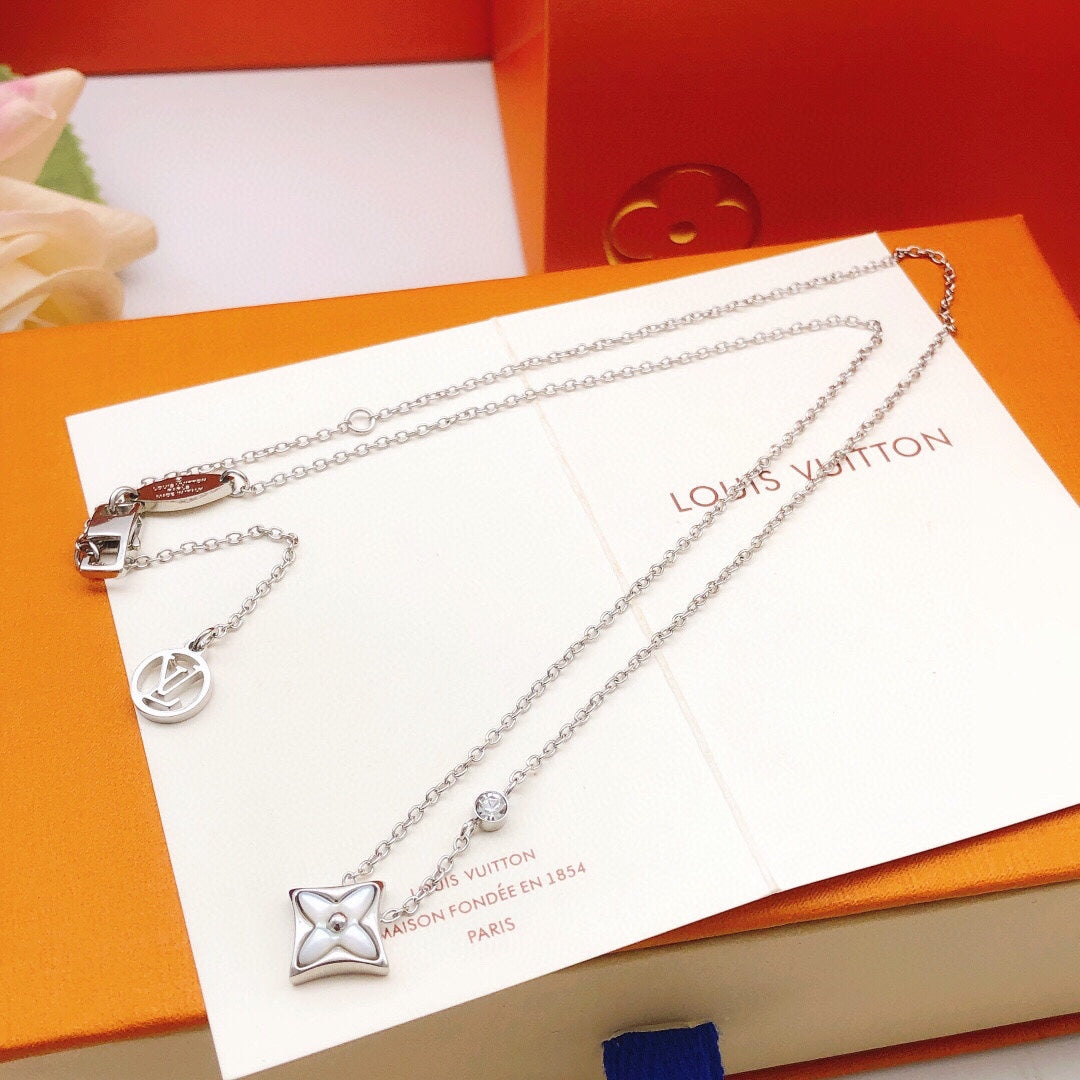 Louis Vuitton Luxury Necklace | Iconic Elegance & Boutique-Grade Quality 134