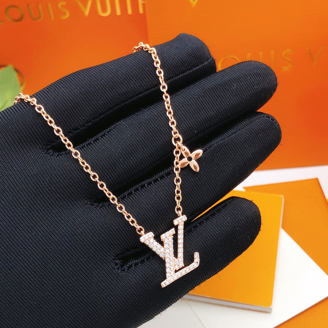 Louis Vuitton Luxury Necklace | Iconic Elegance & Boutique-Grade Quality 135